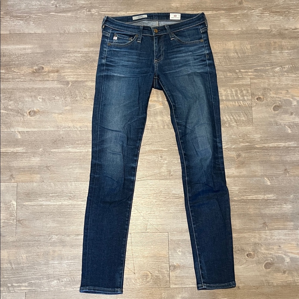 AG The Stilt Cigarette Leg Jean